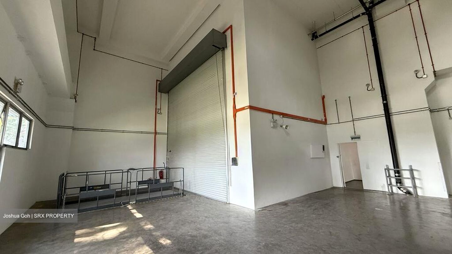 Jalan Ahmad Ibrahim (D22), Factory #495838251